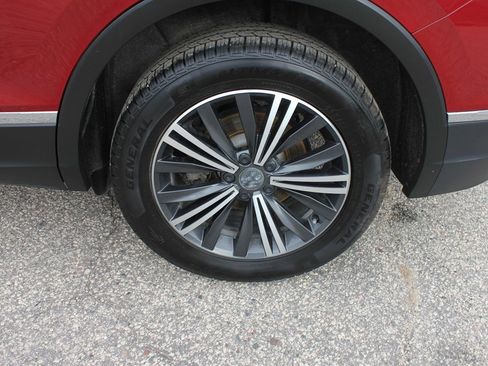 Used 2019 Volkswagen Tiguan SEL image 56