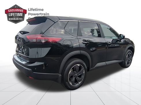 Certified 2026 Nissan Rogue SV w/ SV Premium Package image 3