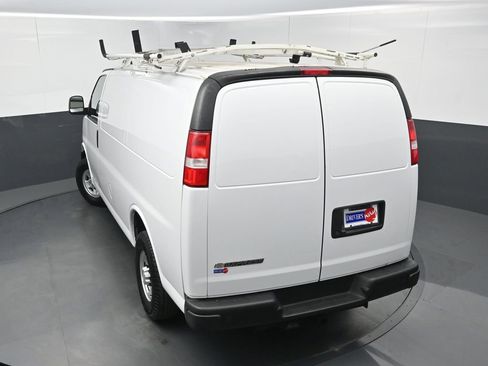 Used 2022 Chevrolet Express 2500 w/ Driver Convenience Package RWD image 29