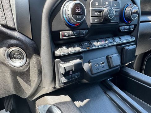 Used 2021 Chevrolet Silverado 2500 LTZ w/ LTZ Premium Texas Edition image 40