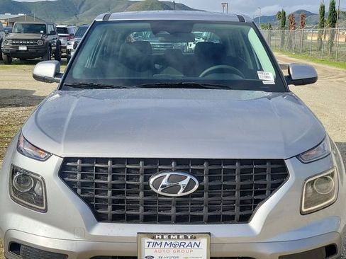 New 2026 Hyundai Venue SE image 21