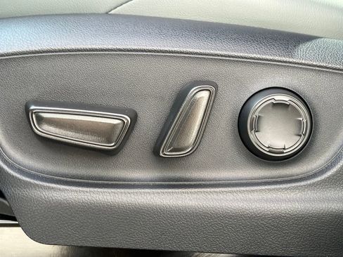 New 2025 Toyota Tacoma Trailhunter image 52