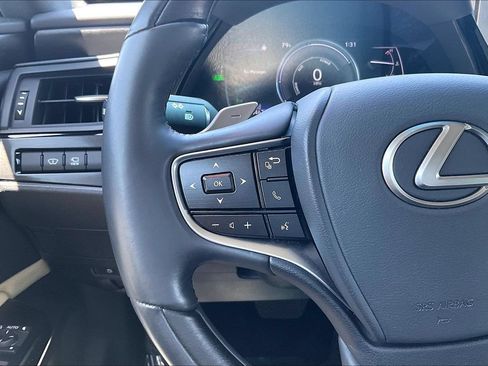 Used 2022 Lexus ES 300h w/ Accessory Package 2 FWD image 13