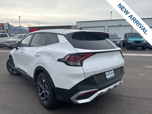 Used 2024 Kia Sportage EX image 5