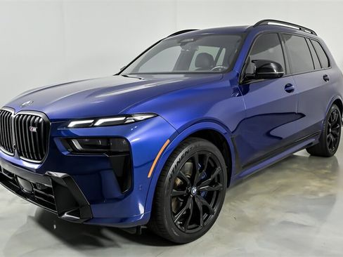 Used 2023 BMW X7 M60i w/ Executive Package AWD/4WD image 5
