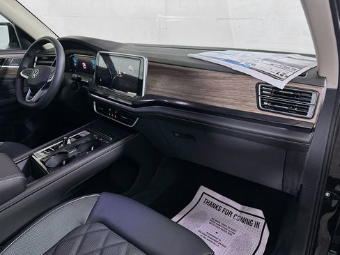 New 2026 Volkswagen Atlas SEL Premium R-Line image 30