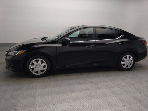 Used 2020 Nissan Sentra S FWD image 2