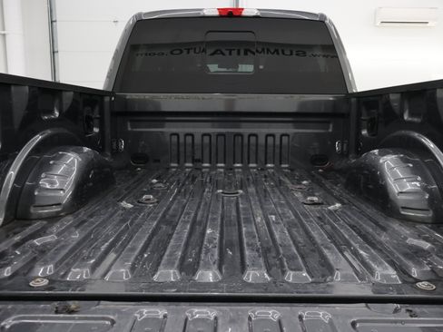 Used 2017 Ford F250 XLT w/ XLT Premium Package AWD/4WD image 29