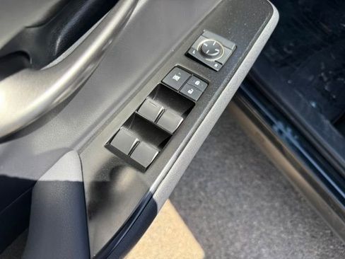 Used 2021 Lexus UX 250h w/ Accessory Package (Z1) AWD/4WD image 12