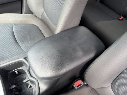 Used 2023 Toyota RAV4 LE FWD image 39