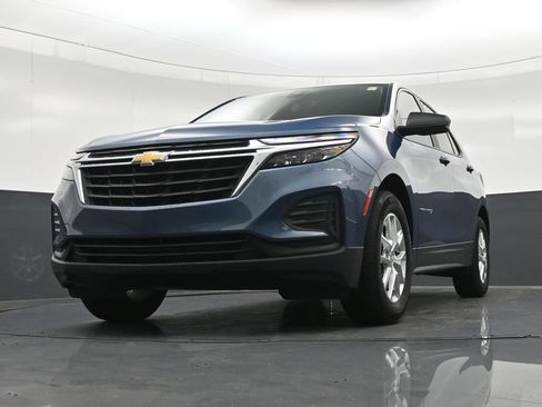 Used 2024 Chevrolet Equinox LS FWD image 30
