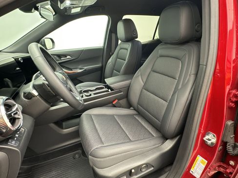 Certified 2026 Chevrolet Equinox LT w/ Convenience Package II image 5