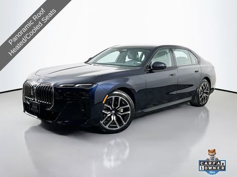 Used 2025 BMW 740i xDrive AWD/4WD image 1