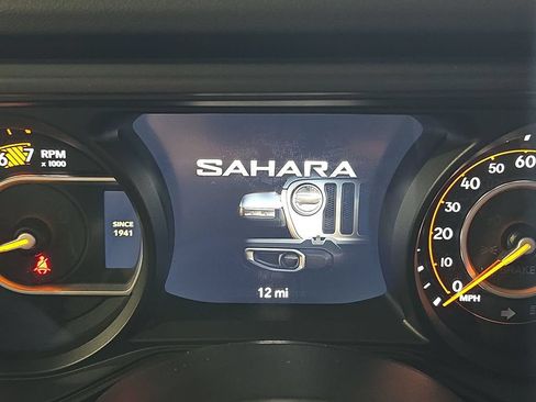 New 2026 Jeep Wrangler Unlimited Sahara AWD/4WD image 20