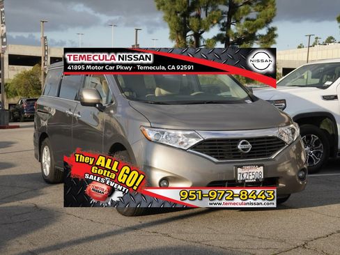 Used 2015 Nissan Quest SV image 1