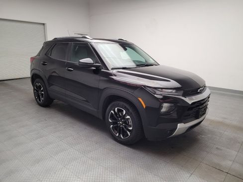 Used 2021 Chevrolet TrailBlazer LT w/ Convenience Package image 11
