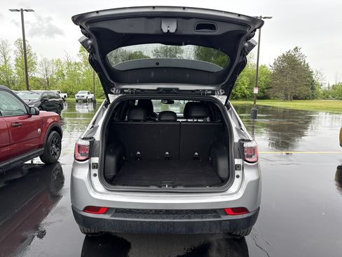 Used 2023 Jeep Compass Latitude AWD/4WD image 26