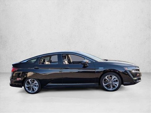 Used 2018 Honda Clarity Plug-In Hybrid image 5