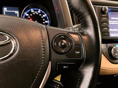 Used 2017 Toyota RAV4 XLE w/ Premium Special Value Package image 18