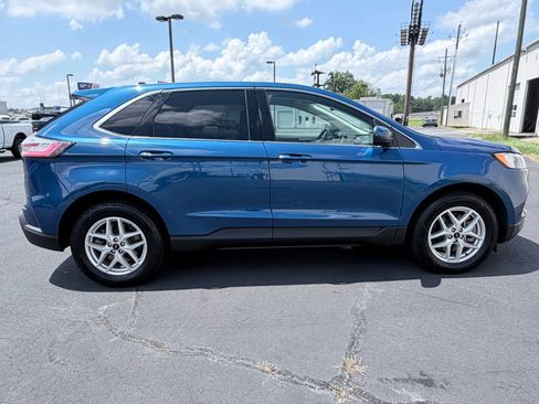 Used 2024 Ford Edge SEL AWD/4WD image 4