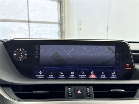 Used 2019 Lexus ES 350 Ultra Luxury image 25