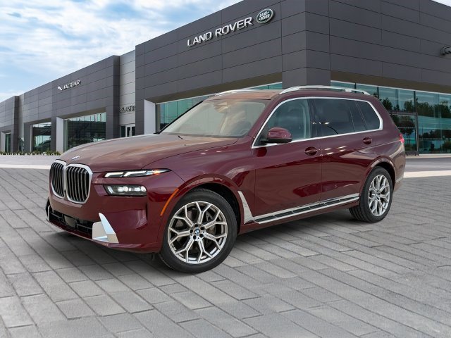 Used 2026 BMW X7 xDrive40i AWD/4WD image 1