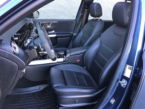 Used 2023 Mercedes-Benz GLB 35 AMG 4MATIC image 6