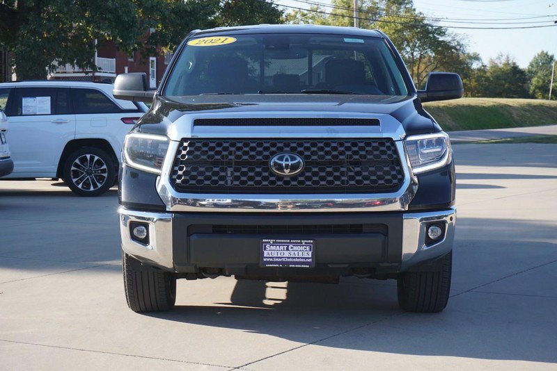 Used 2021 Toyota Tundra SR5 AWD/4WD image 8