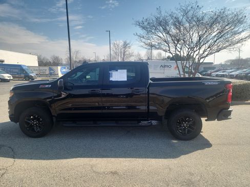 Certified 2022 Chevrolet Silverado 1500 Custom Trail Boss image 6