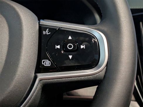 New 2026 Volvo XC90 B6 Ultra w/ Protection Package Premier image 34