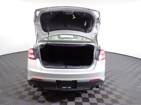 Used 2015 Ford Taurus SEL w/ Equipment Group 201A FWD image 15