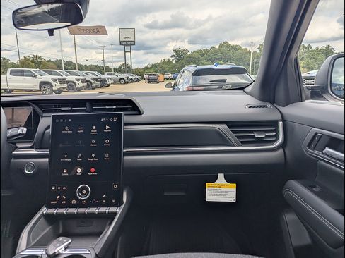New 2027 GMC Terrain Elevation w/ Black Edition AWD/4WD image 4