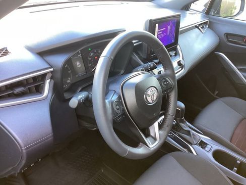Used 2024 Toyota Corolla Cross AWD Hybrid image 14