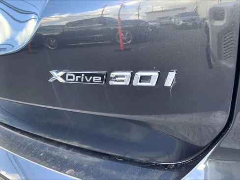 Used 2022 BMW X3 xDrive30i w/ Premium Package image 8