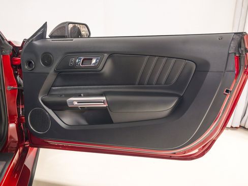 Used 2017 Ford Mustang GT Premium w/ GT Performance Package image 22