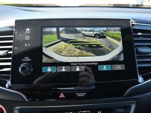 Used 2023 Honda Passport TrailSport image 44