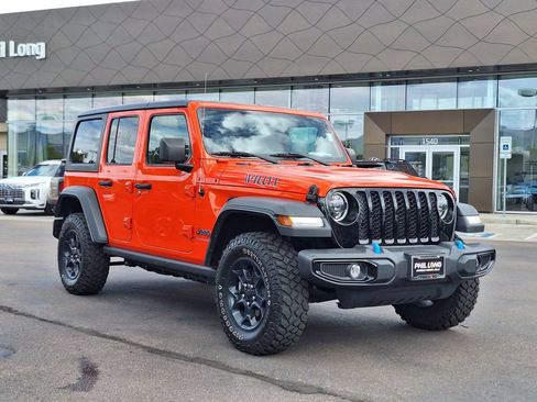 Used 2023 Jeep Wrangler Unlimited w/ Cold Weather Group AWD/4WD image 1