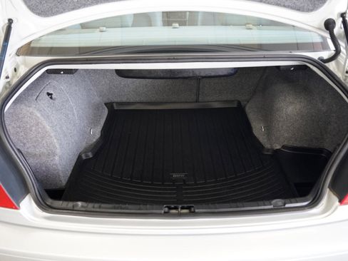 Used 2004 BMW M3 Coupe image 34