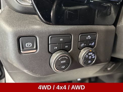 Used 2025 Chevrolet Silverado 2500 LT w/ Convenience Package AWD/4WD image 10