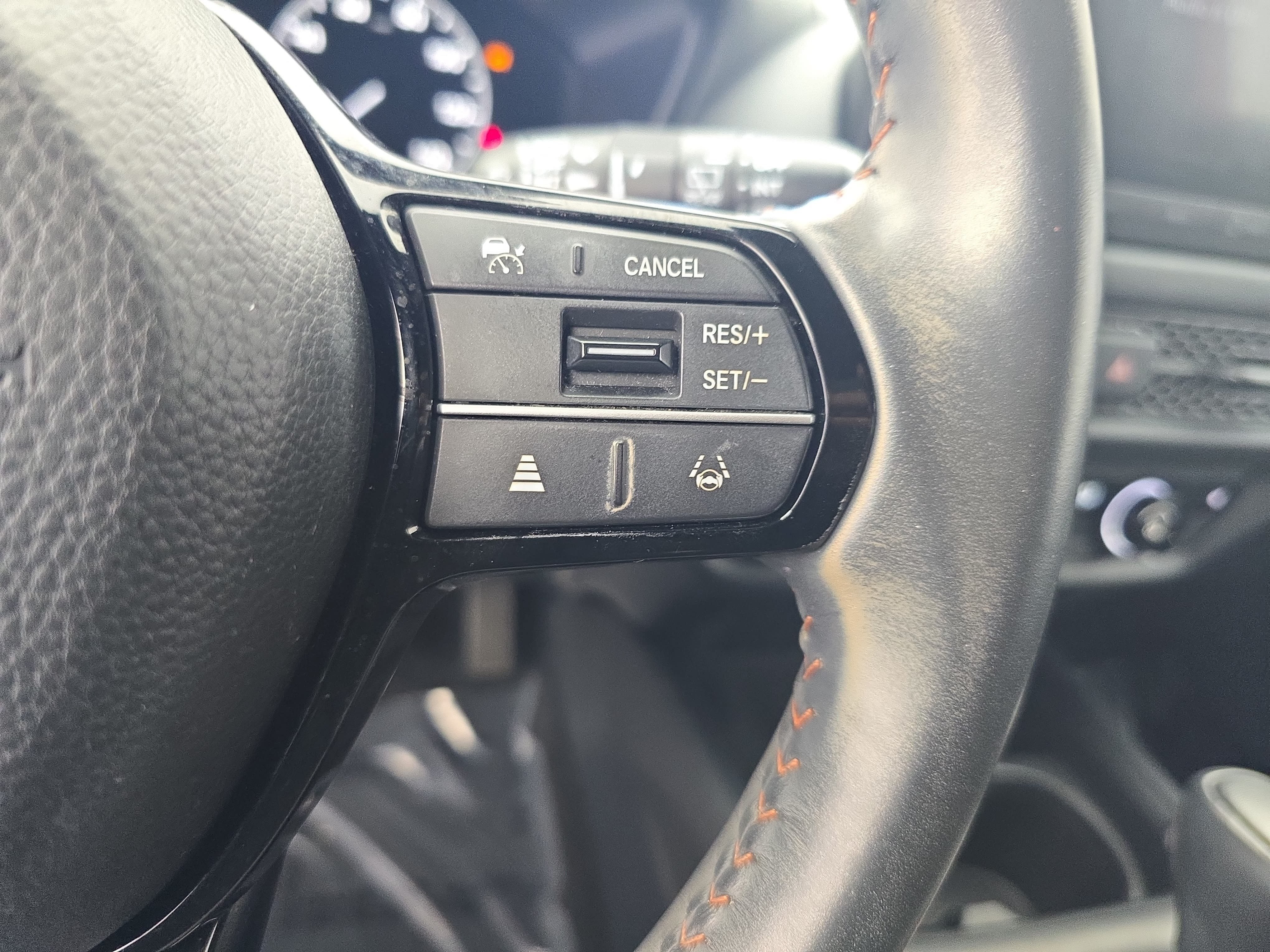 Used 2024 Honda HR-V Sport image 17
