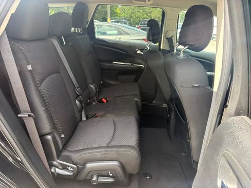 Used 2019 Dodge Journey SE w/ Premium Group FWD image 17