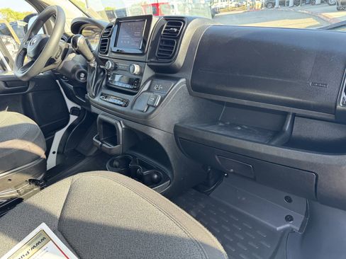 Used 2024 RAM ProMaster 2500 w/ Safety Group image 7