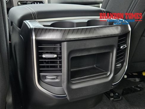 New 2026 RAM 1500 Tradesman AWD/4WD image 9