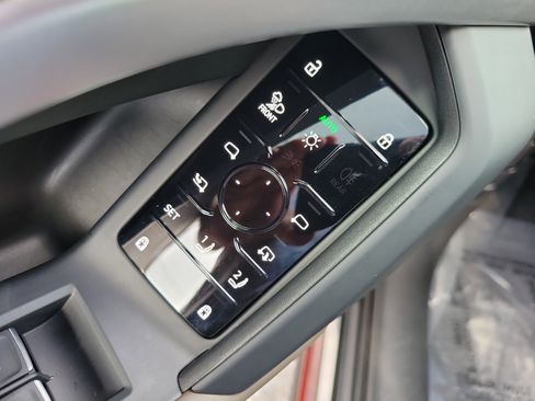 Certified 2025 Audi Q5 Premium Plus w/ Premium Plus image 17