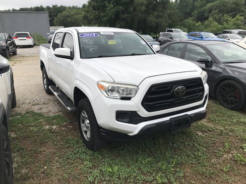 Used 2018 Toyota Tacoma SR w/ SR Convenience Package RWD image 1