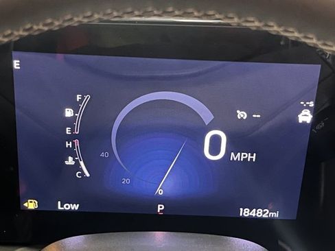 Used 2024 Buick Encore GX Avenir w/ Avenir Convenience Package image 3