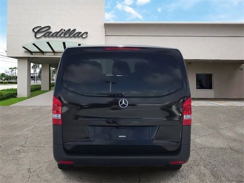 Used 2023 Mercedes-Benz Metris Passenger image 4