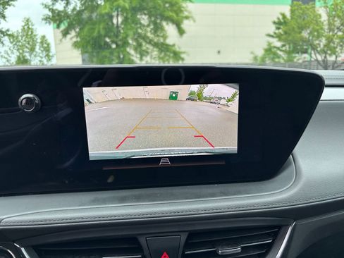 Used 2025 Buick Encore GX Preferred FWD image 23