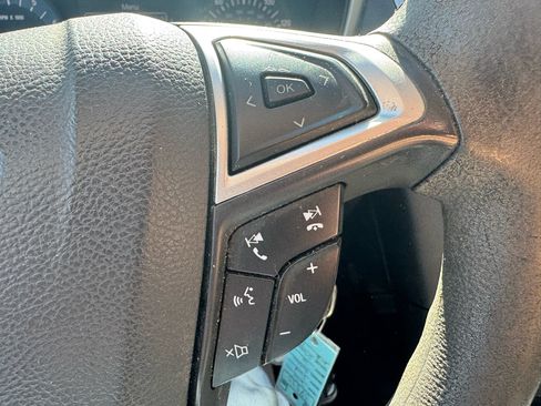 Used 2014 Ford Fusion SE image 18