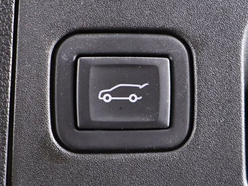 Used 2024 Cadillac XT4 Premium Luxury AWD/4WD image 51